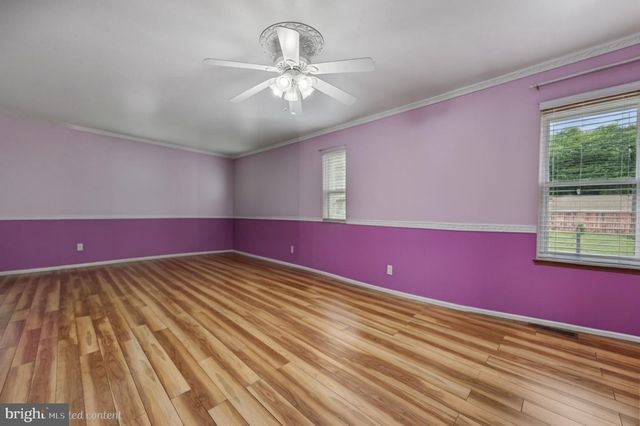 26 HALO AVE, Sewell, NJ 08080
