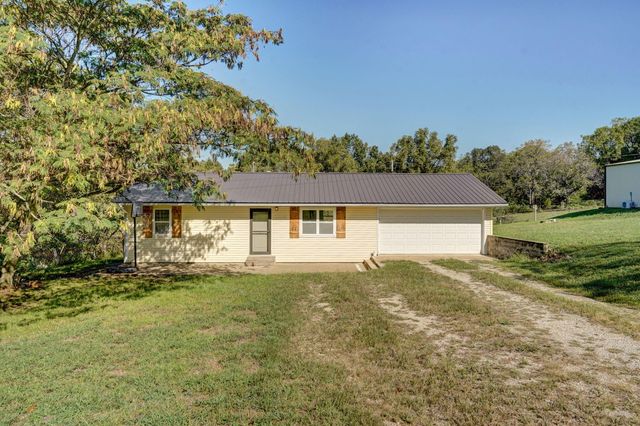 16033 Lawrence 2050, Miller, MO 65707