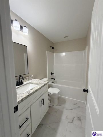 120 American Drive, Radcliff, KY 40160