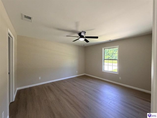 120 American Drive, Radcliff, KY 40160