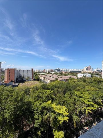 2780 NE 183rd St 1007, Aventura, FL 33160