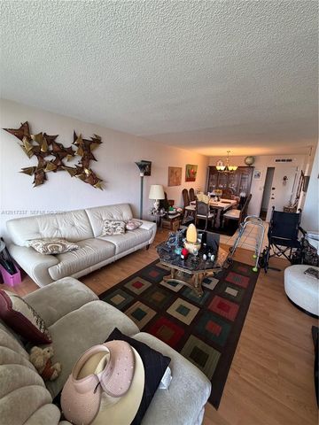 2780 NE 183rd St 1007, Aventura, FL 33160