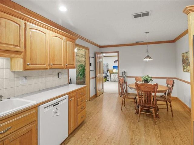 33604 E Corn Spur Road, Lone Jack, MO 64070