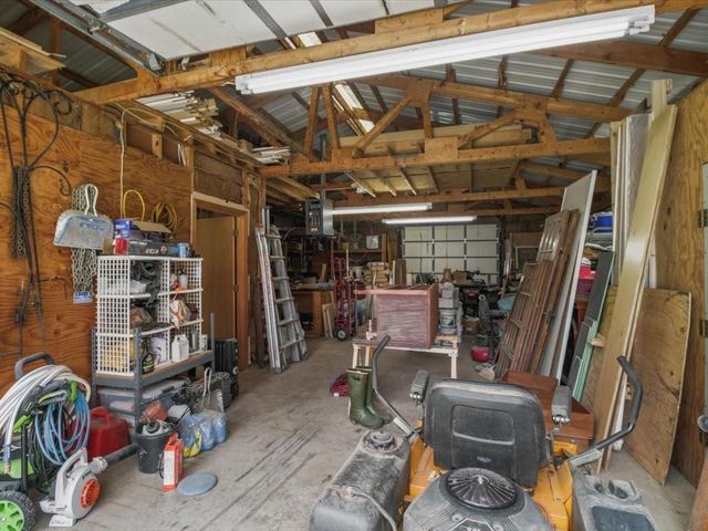 33604 E Corn Spur Road, Lone Jack, MO 64070