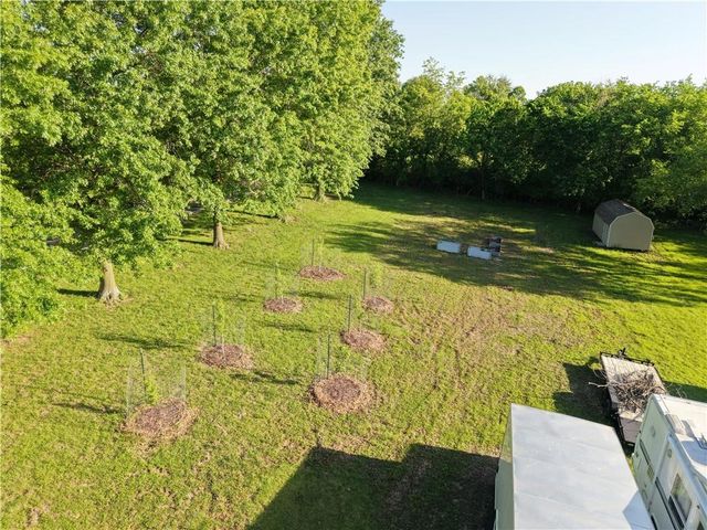 33604 E Corn Spur Road, Lone Jack, MO 64070