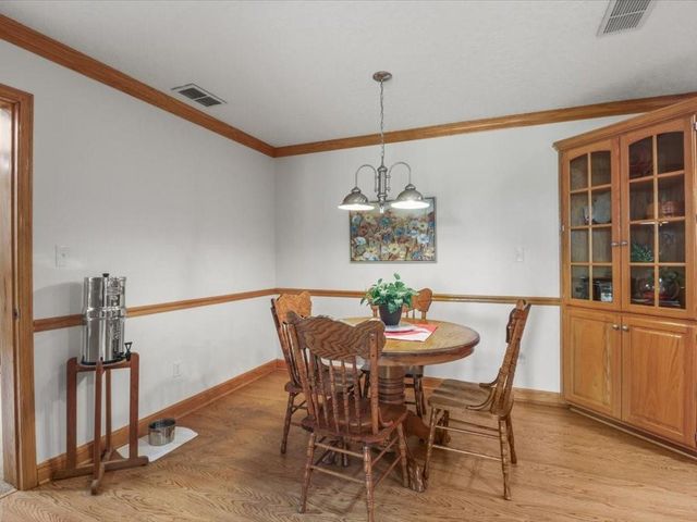 33604 E Corn Spur Road, Lone Jack, MO 64070