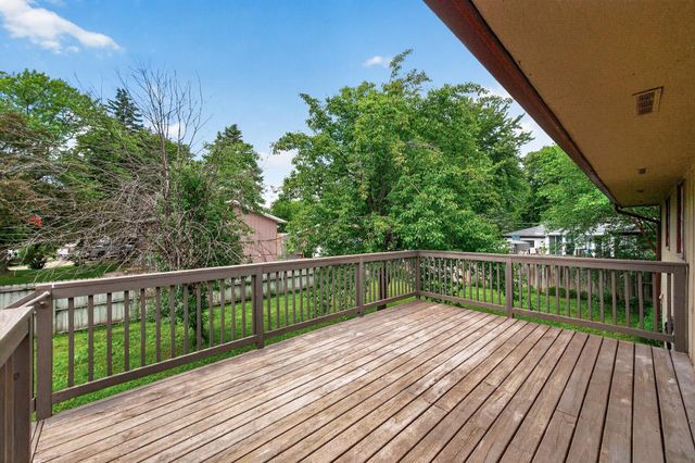 6709 Colorado Avenue N, Brooklyn Park, MN 55429