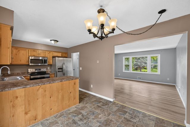 6709 Colorado Avenue N, Brooklyn Park, MN 55429