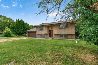 6709 Colorado Avenue N, Brooklyn Park, MN 55429