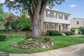 5019 10TH ST N, Arlington, VA 22205