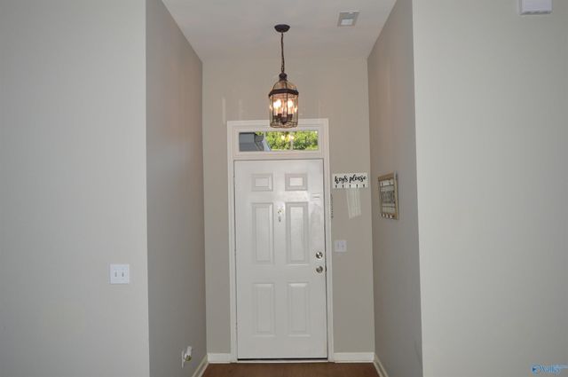 608 Wade Road SE, Owens Cross Roads, AL 35763