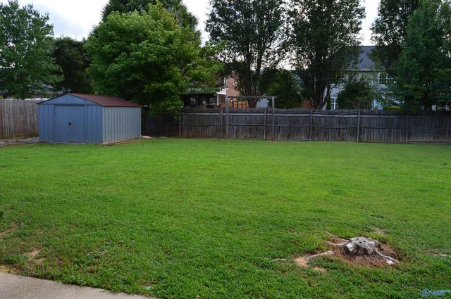 608 Wade Road SE, Owens Cross Roads, AL 35763