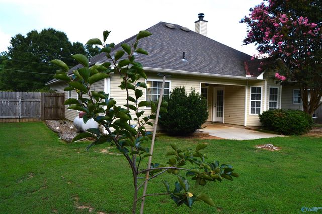 608 Wade Road SE, Owens Cross Roads, AL 35763