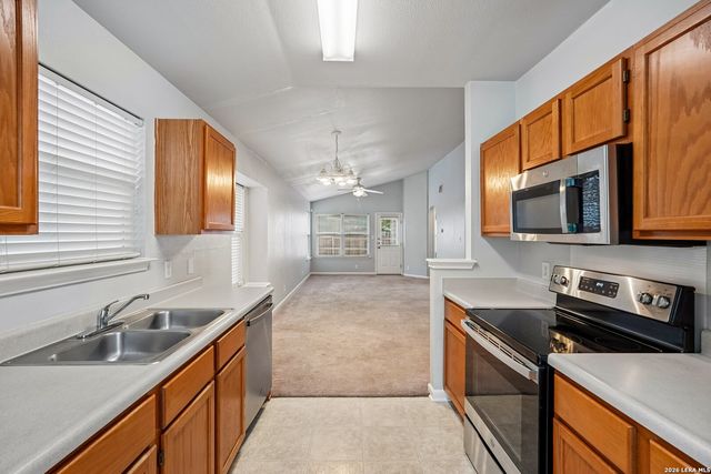 4023 SPARROW LK, San Antonio, TX 78244