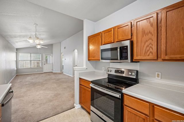 4023 SPARROW LK, San Antonio, TX 78244