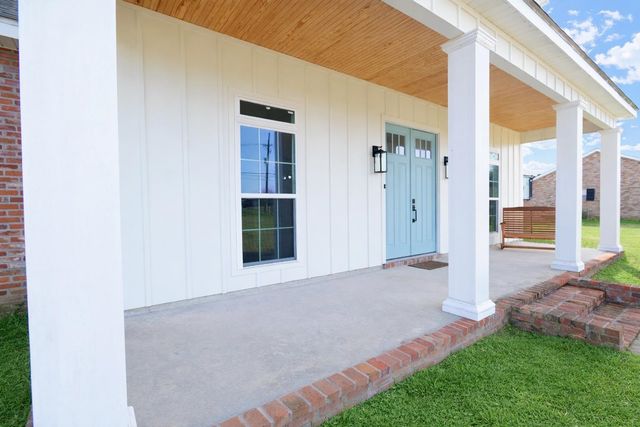 314 Highway 20, Thibodaux, LA 70301