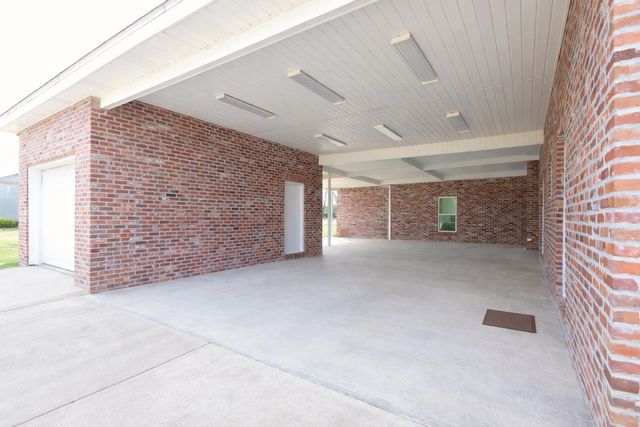 314 Highway 20, Thibodaux, LA 70301