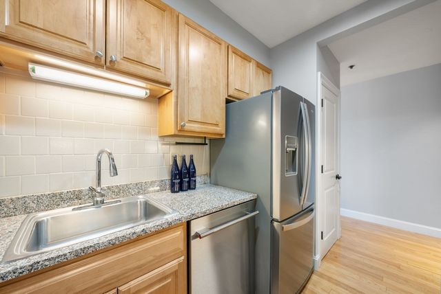1723 Washington St. 411, Boston, MA 02118