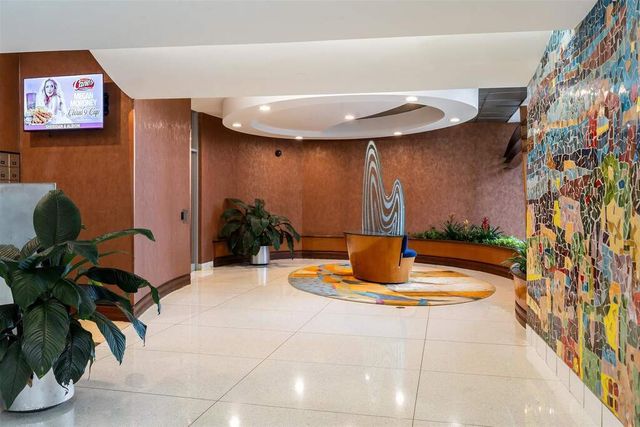 6301 N SHERIDAN Road 16C, Chicago, IL 60660