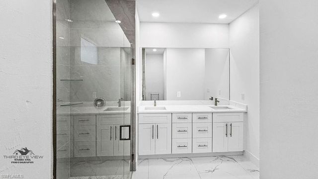 1752 Pine AVE, Lehigh Acres, FL 33972