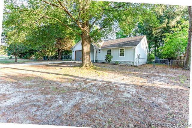 4305 Falls Drive, Hope Mills, NC 28348
