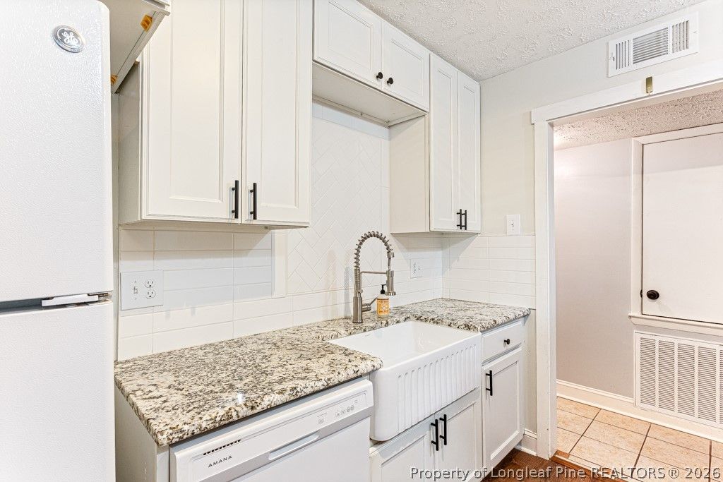 4305 Falls Drive, Hope Mills, NC 28348 — photo 12