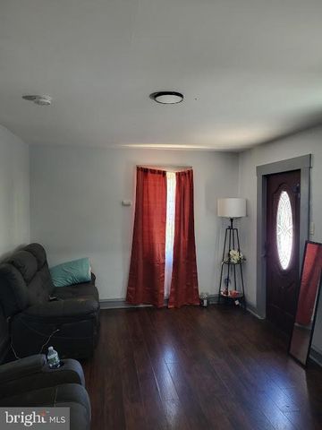 1722 WINSLOW RD, Williamstown, NJ 08094