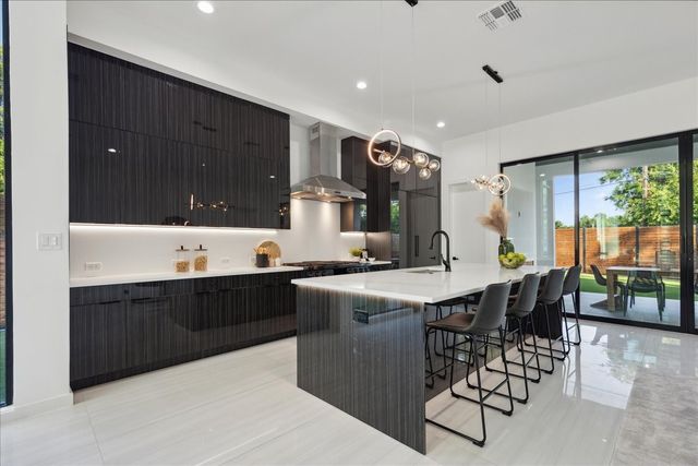 3828 Eaton Drive, Dallas, TX 75220