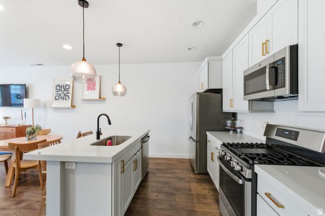 11171 S KESTREL RISE RD, South Jordan, UT 84009