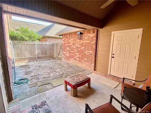 1550 L'Acadie Drive 6, Lake Charles, LA 70605