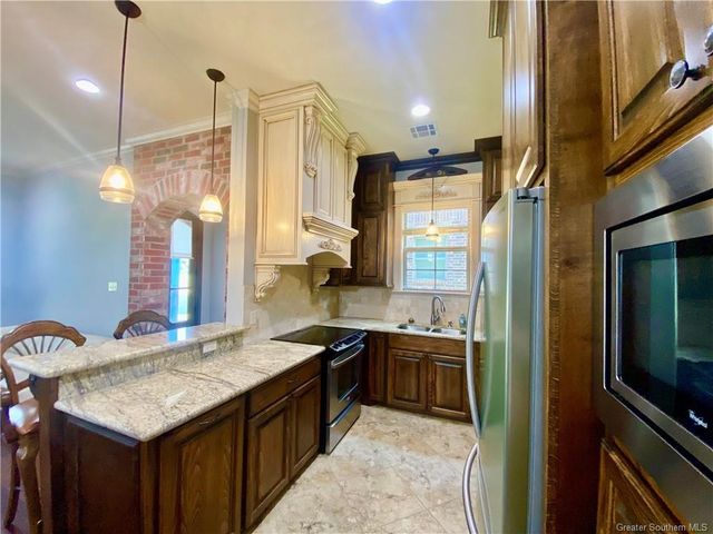 1550 L'Acadie Drive 6, Lake Charles, LA 70605