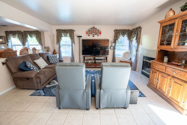 4237 Narraganset Way, Mather, CA 95655