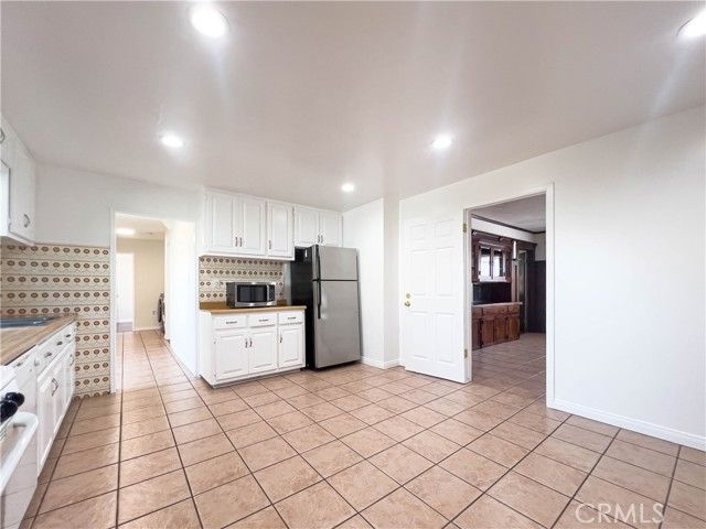 1522 5th Avenue, Los Angeles, CA 90019