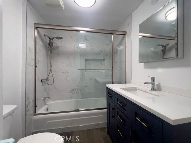 1522 5th Avenue, Los Angeles, CA 90019