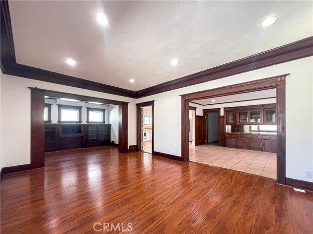 1522 5th Avenue, Los Angeles, CA 90019