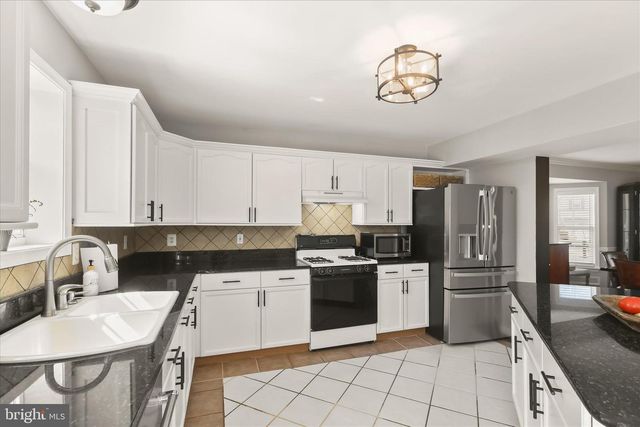 239 BISHOPS GLEN DR, Frederick, MD 21702