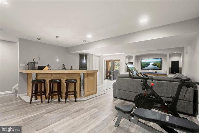 239 BISHOPS GLEN DR, Frederick, MD 21702