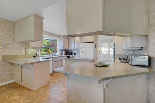 13036 Lake Wildwood Dr, Penn Valley, CA 95946