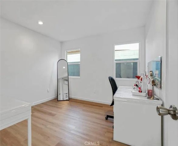 14320 Osborne, Panorama City, CA 91402