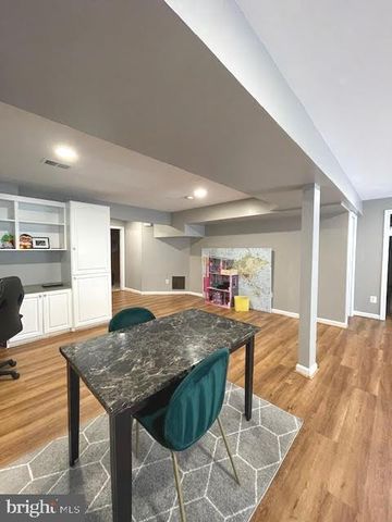 46620 STONEHELM CT, Sterling, VA 20165