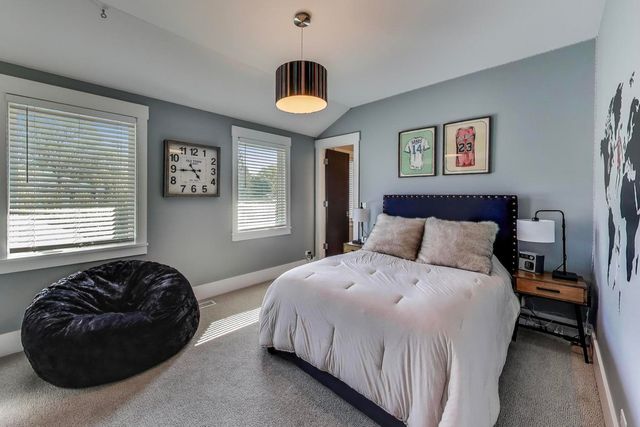 1431 Meadow Lane, Glenview, IL 60025