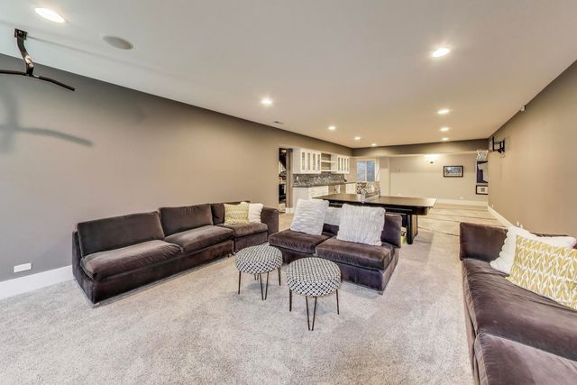 1431 Meadow Lane, Glenview, IL 60025