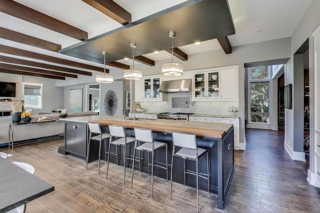 1431 Meadow Lane, Glenview, IL 60025