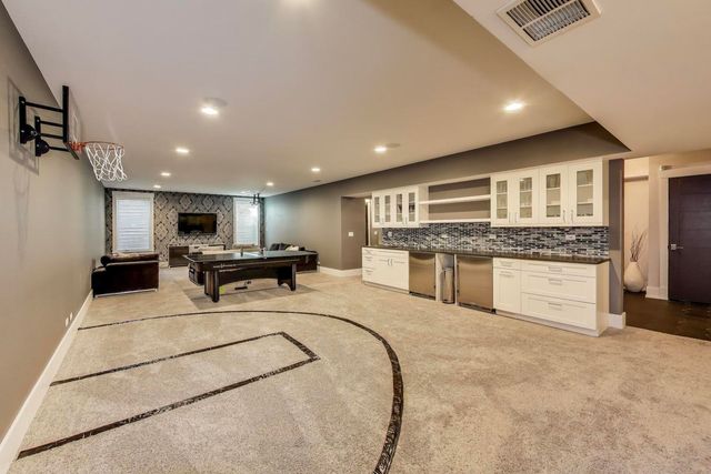 1431 Meadow Lane, Glenview, IL 60025