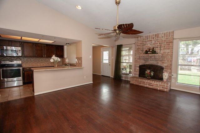 10103 Kirkwren Drive, Houston, TX 77089