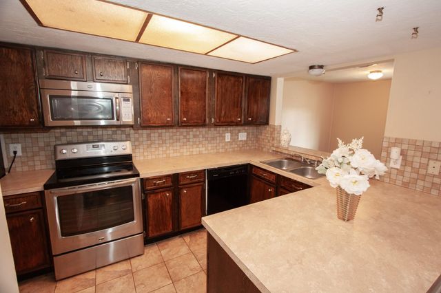 10103 Kirkwren Drive, Houston, TX 77089