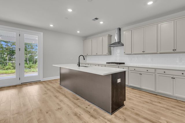 747 Maynard Lane, Summerville, SC 29486