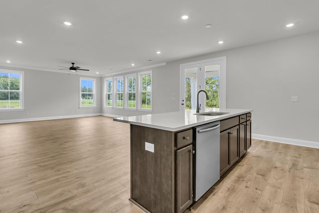 747 Maynard Lane, Summerville, SC 29486