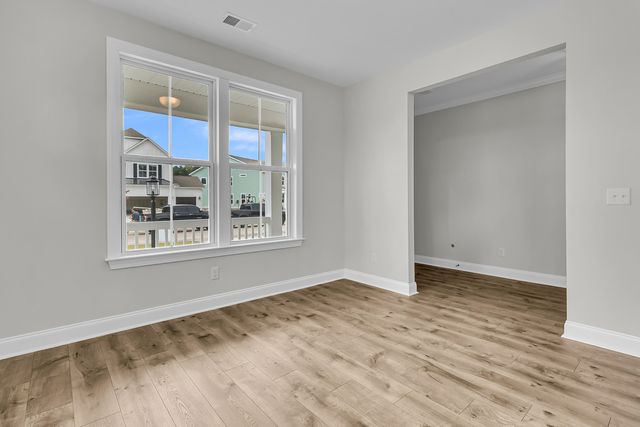 747 Maynard Lane, Summerville, SC 29486