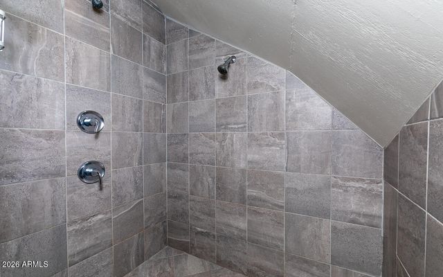 3115 W CAVEDALE Drive, Phoenix, AZ 85083